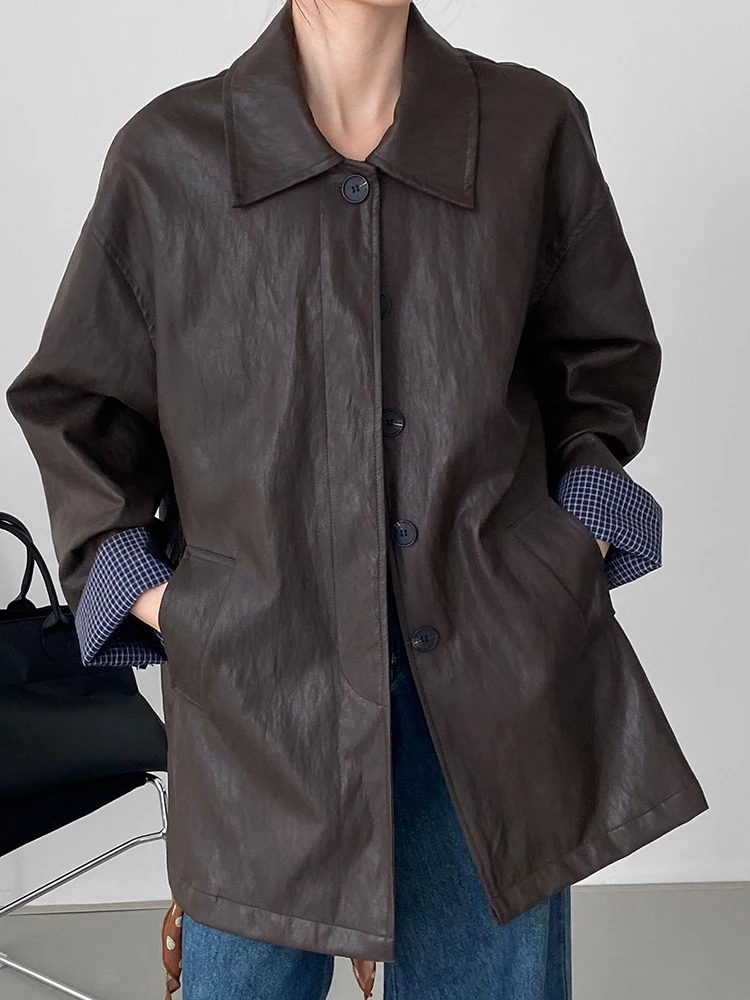 

YERMORA Кофейная пуговица из искусственной кожи Женская куртка с лацканами и длинным рукавом Свободное новое пальто Модное пальто Tide Fashion Tide Весна Осень 2025