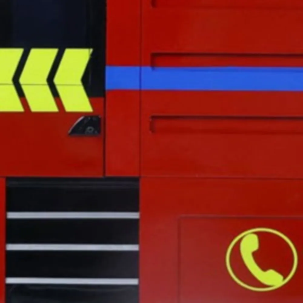 

8x4 1/14 Пожарный грузовик с дистанционным управлением RC PS002 Пожарный спринклер Автомобили со звуками Система освещения Батарея Пульт дистанционного управления