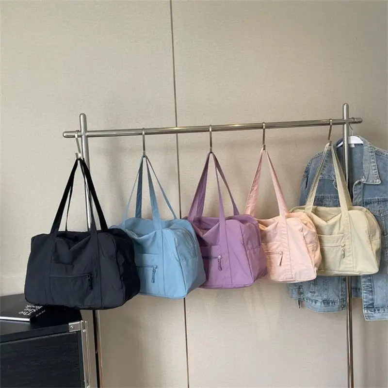 

Casual Large Capaci Nylon Cloth Bag Women 2025 New Fashion Commuter Shoulder Bag Short-Distance Travel Bag Fitness Bags