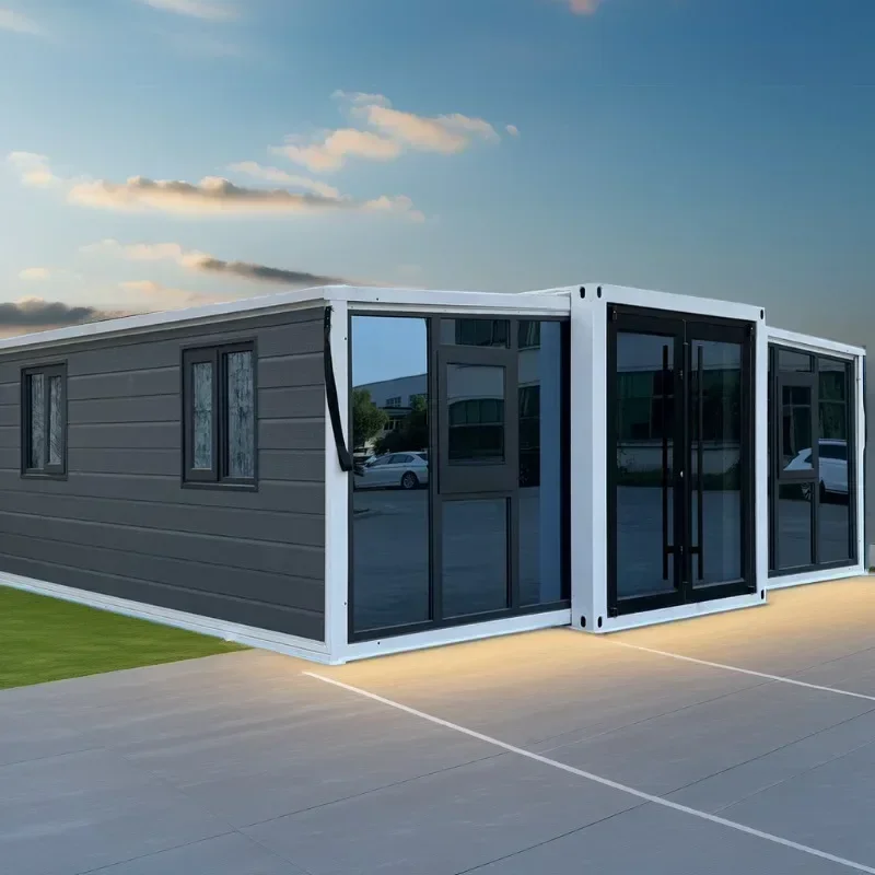 Customized Luxury Living Prefabricated Container Houses Double Glass Container Home with Expandable Double Wing Room