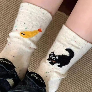 2024 neue Herbst Vintage Dot Frauen Katze Fisch Socken Niedlichen Cartoon Katze Fisch Muster Mittelrohr Socken Weiche Thermische Warme Crew socke