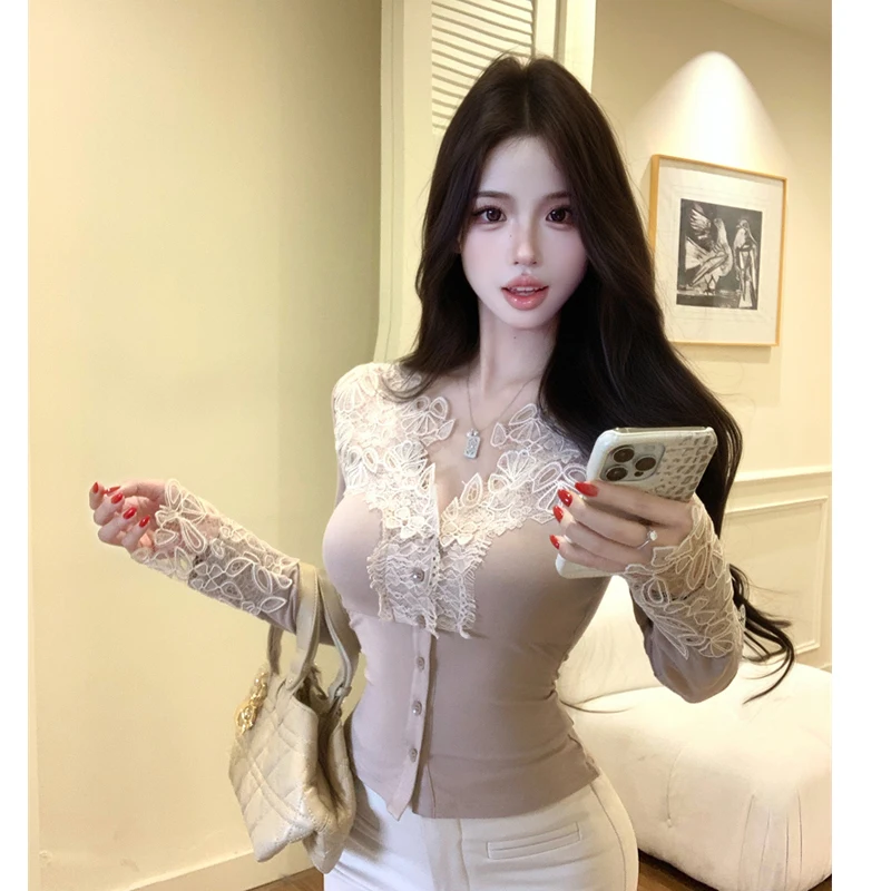 

Сексуальные лоскутные кружевные топы, тонкая корейская модная рубашка с длинным рукавом, осенне-зимняя однобортная женская футболка