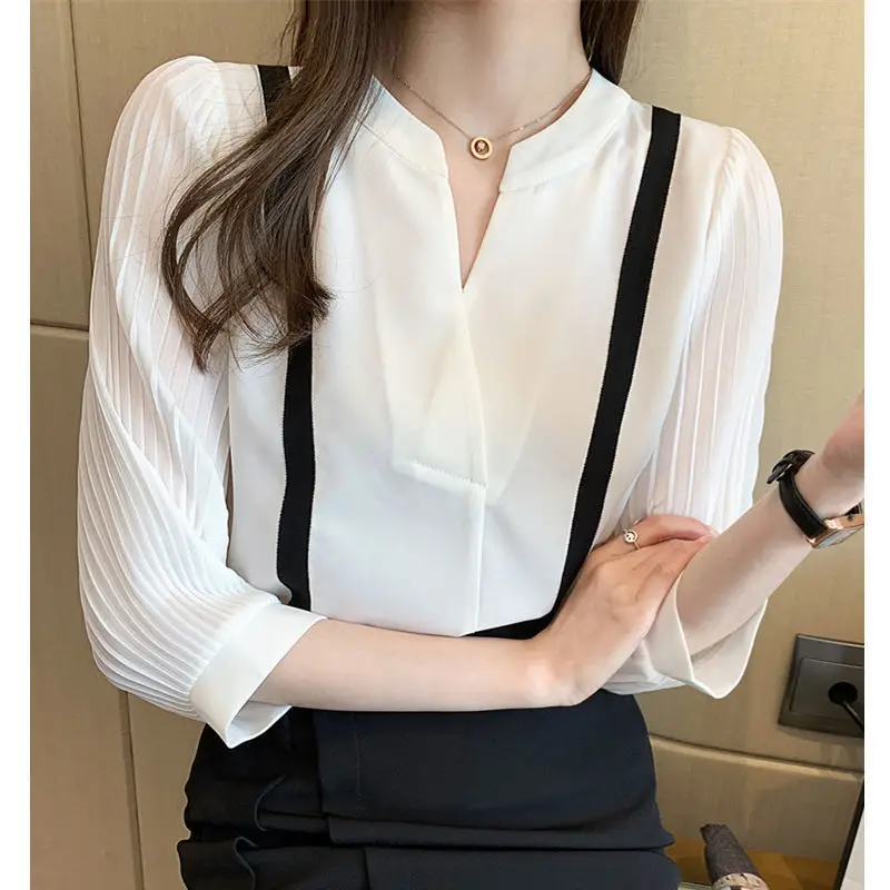 Summer New Fashion Temperation Simple Korean Mid Sleeved Chiffon Shirt Women V-neck Bright Line Decoration Panelled Thin Tops