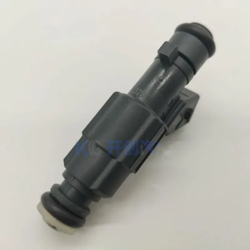 Fuel Injector For Chery A3/Cielo M11 A5 Fora Eastar Cowin 3/5 Tiggo V5 481FC Cast Iron Engine  A11-1121011