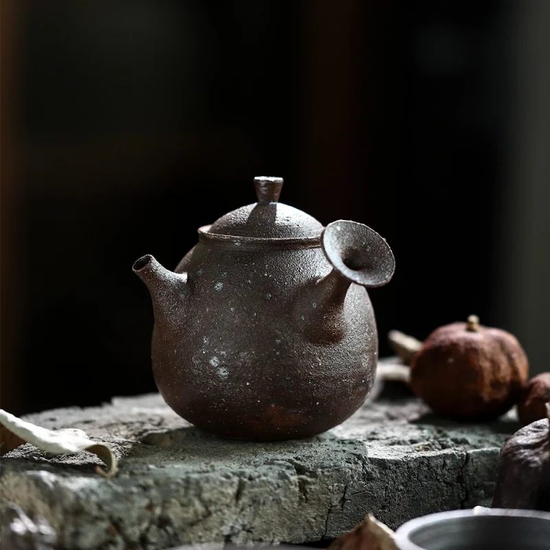 Mr. Qing Handmade Coarse Pottery Urgent Tea Pot Short Side Handle Pot Kung Fu Teapot Old Rock Clay Firewood Color Japanese Style