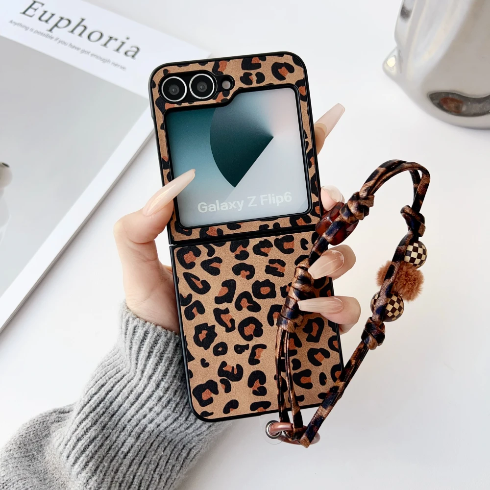 

Fashion Leopard Print Pattern With Lanyard Bracelet Fold Phone Case For Samsung Z Flip 5 4 6 Shockproof Bumper Cover