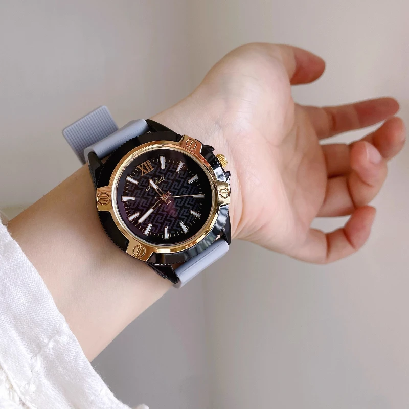 Grandma Gray Fashion High-Quality Large Dial Watch Silicone Luminous Quartz Couple Watches for Men Women 2025 Luxury Timepiece