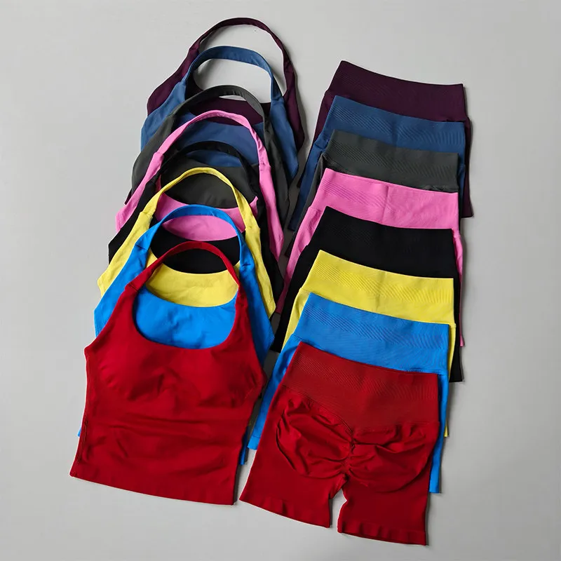 

Бесшовный комплект для йоги с лямкой через шею: женский спортивный бюстгальтер пуш-ап и шорты с высокой талией для фитнеса с эффектом утяжки живота и подтяжки ягодиц