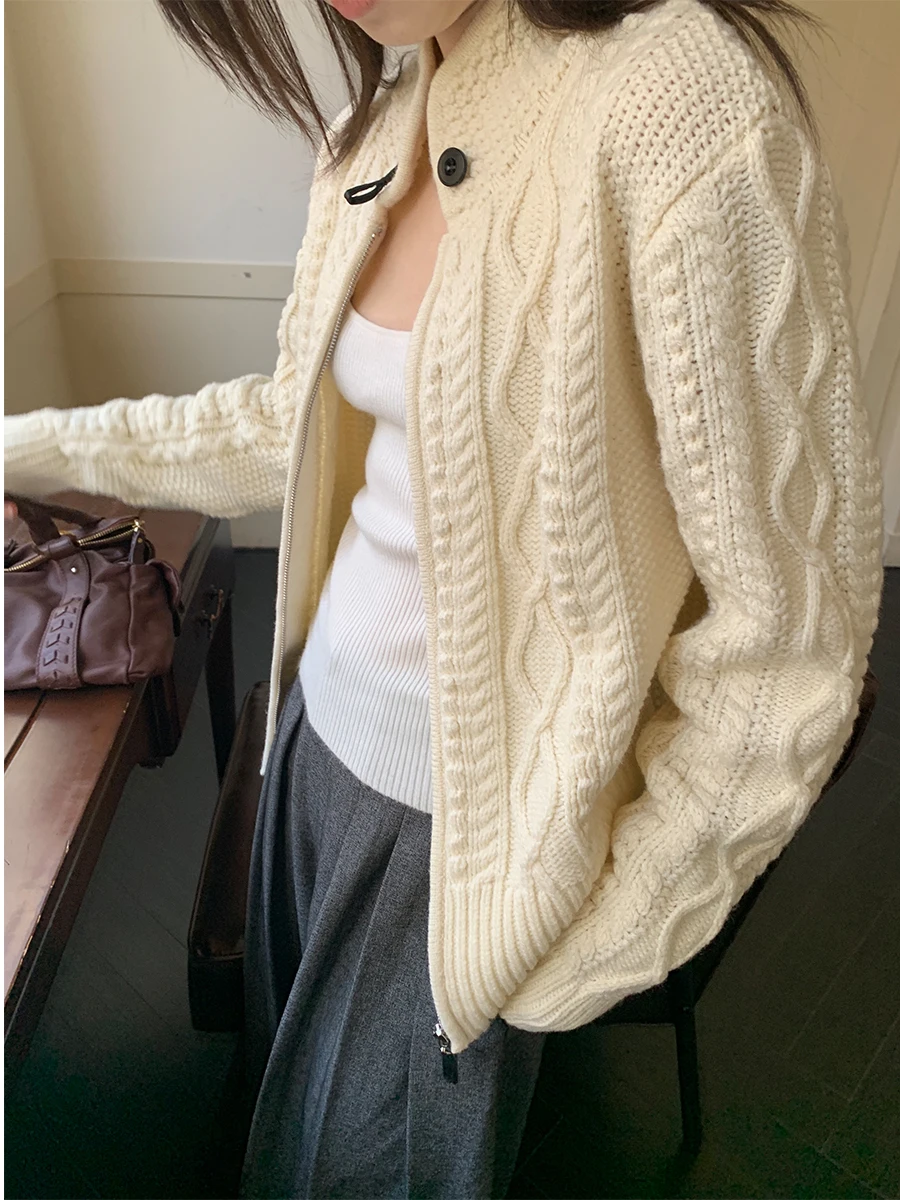 

Women's Loose Knitted Cardigan Sweater Summer 2026 New Zipper Casual Style Wide Needle Twist Head Design Thickened Long Sleeve