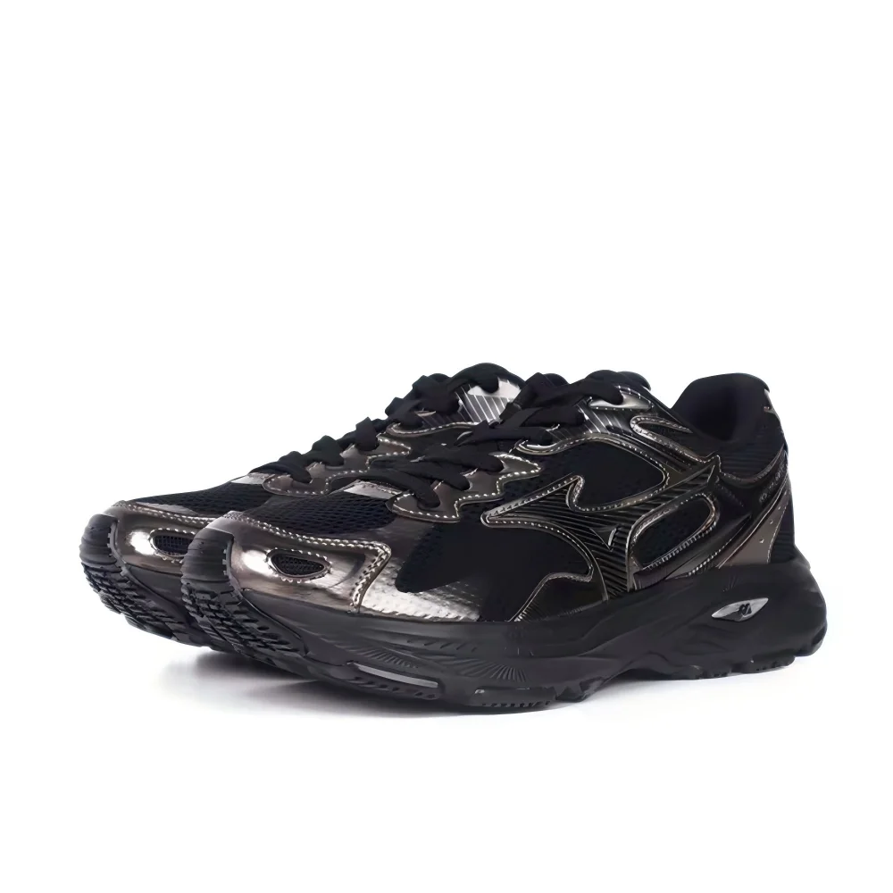 Mizuno Racer S Unisex Low-Top Running Shoes – Black/Gold, Retro Distressed Mirror-Finish Mesh, Durable & Breathable D1GH223521