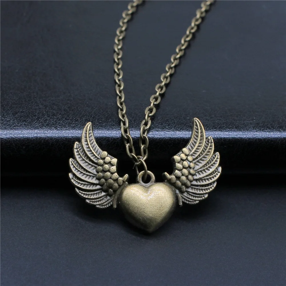 Fashion Simple Vintage Antique Bronze Color 36x27mm Heart With Angel Wing Pendant Necklace For Women