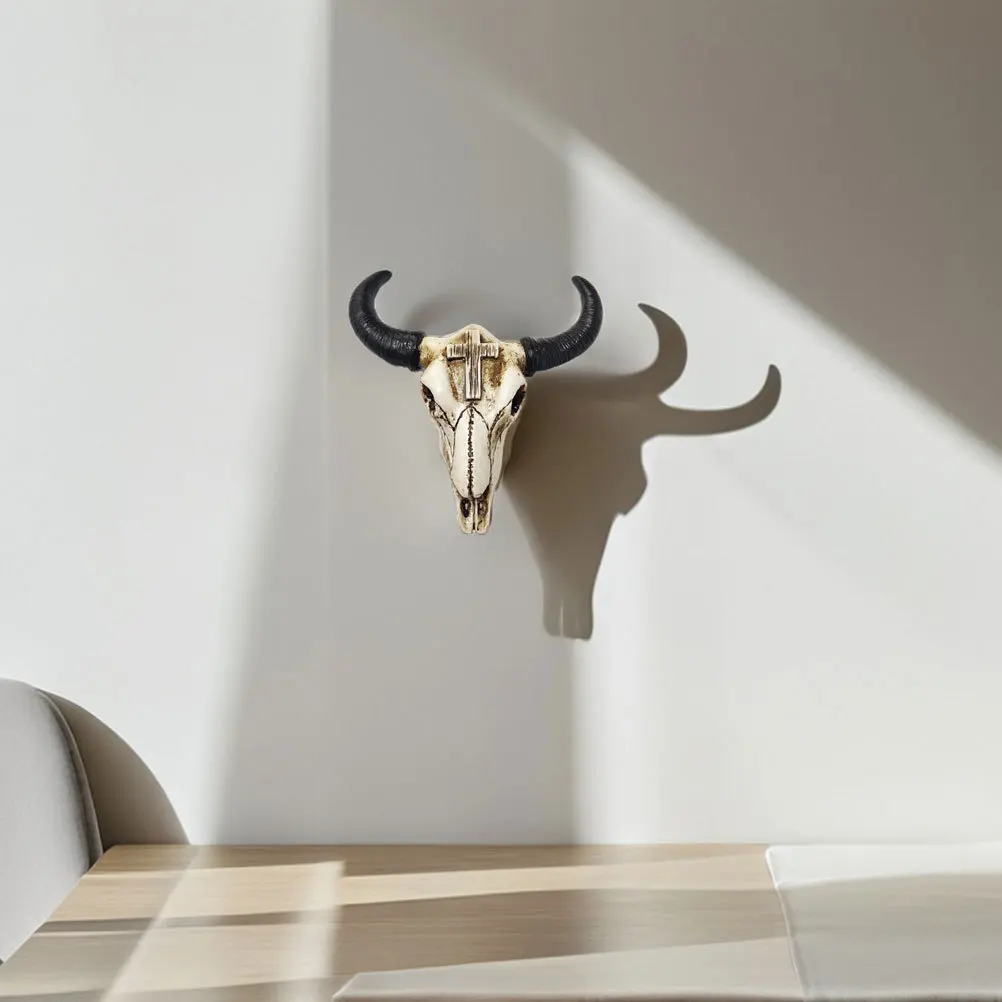 

Vintage Horn Skull Wall Hanging Resin Animal Skull Decor for Home Office Retro Faux Bull Head Decoration