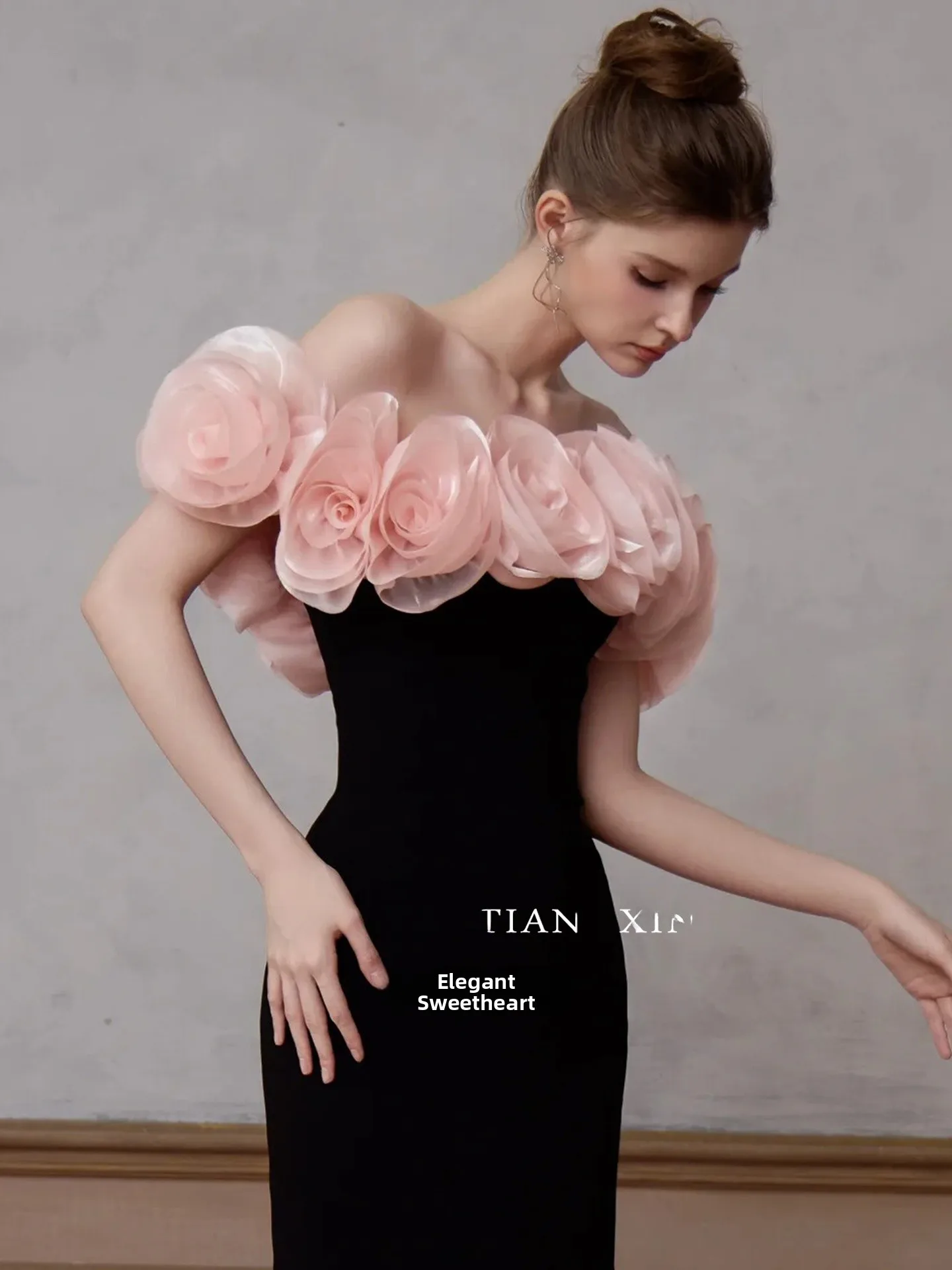 

Элегантное вечернее платье с открытыми плечами для свадебного банкета, модное, с завышенной талией, на молнии, роскошное, для церемоний