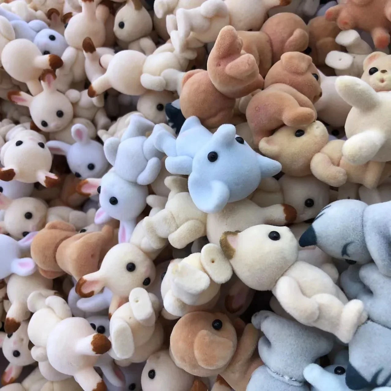 20/50/100pcs Flocking Animals Partial Defective Bulk Cargo Wholesale Of Dolls Blend Random Pendant Cartoon Cute 3D Fluffy Doll