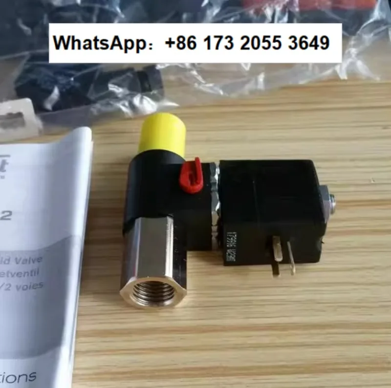 High Performance 3 Way Solenoid Valve 6012C 1.2 FKM P0-10bar 00427919 427919 For Industrial Fluid Control System