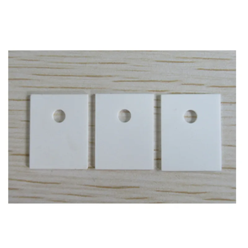 100pcs TO-220 alumina insulation ceramic sheet high thermal conductivity ceramic plate 14x19x0.6mm with holes