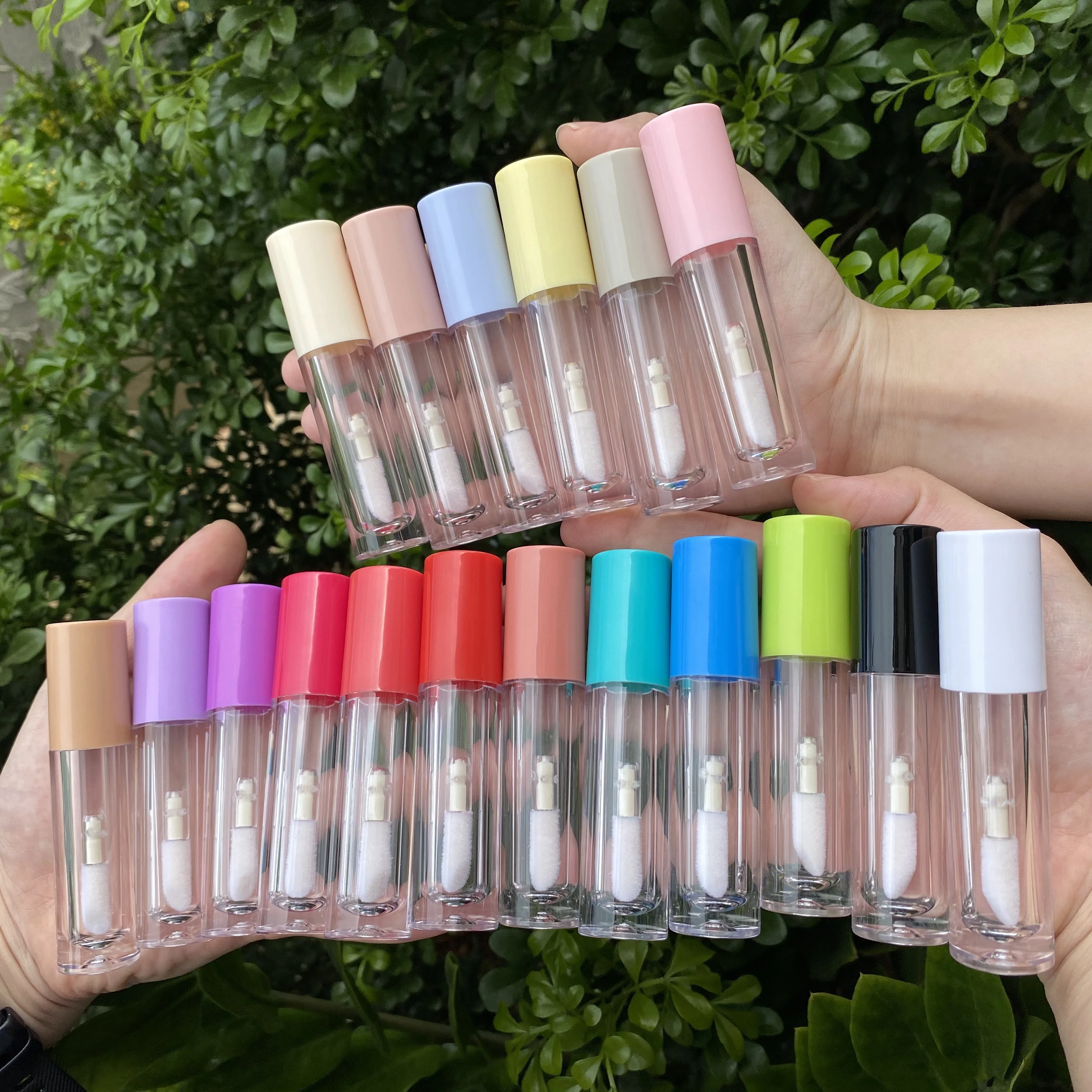 

CAIYA 5ml Empty lip gloss tubes AS lipgloss tube big wand lip balm packaging Container wholesale Beauty lipstick Makeup Tool