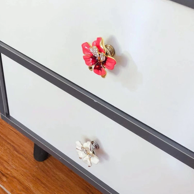 2pc Flower Rhinestone Cabinet Handle Zinc Alloy Inlaid Diamond Drawer Pull for Kitchen Wardrobe Dresser Furniture Hardware