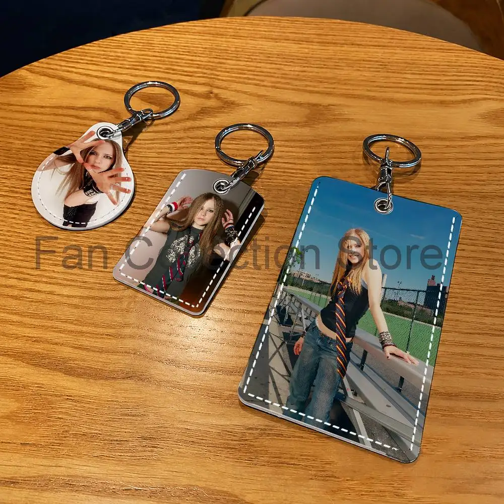 Singer A-Avril Holder Keychain For Air Tag Bank Business Work Card Holder Student Card Protective