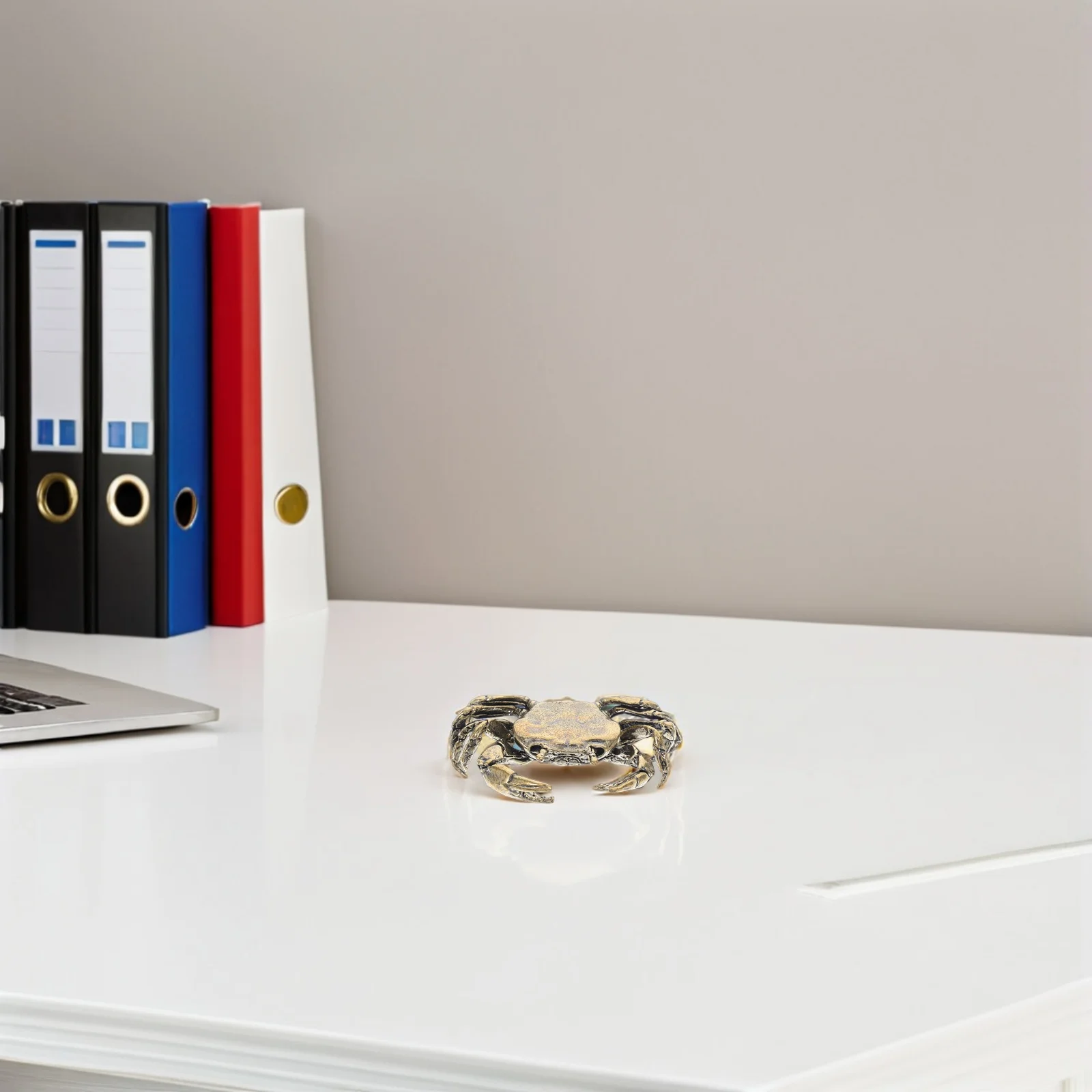 

Miniature Brass Crab Statuette Lifelike Design Desktop Decor for Study Room Living Space Cultural Collection Accent Object