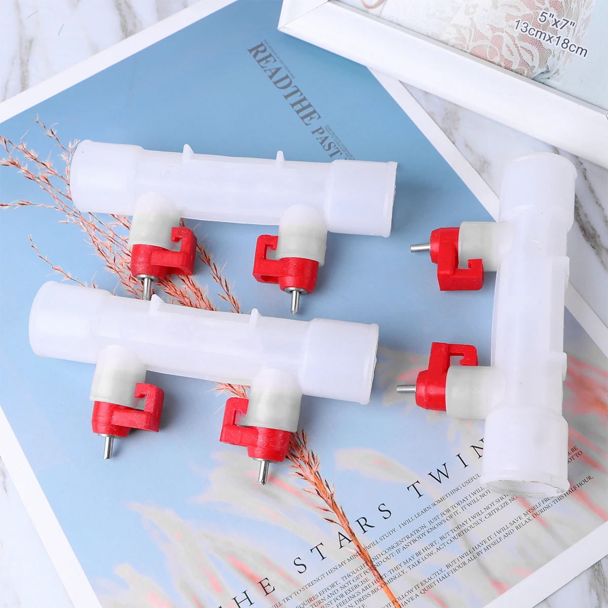 

4Pcs Ball Valve Chicken Waterer Automatic Drinking Cup for Poultry Farms Chickens Ducks Quail Pigeons Automatic Pet Bird Drinker