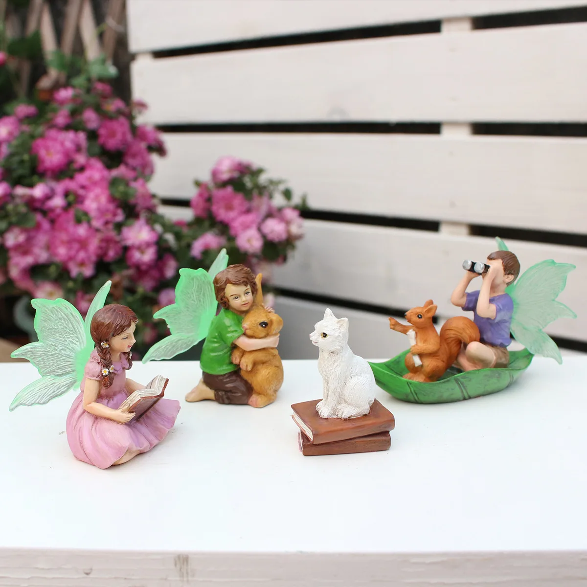

Glowing Animal & Fairy Boat - Resin Garden Decor for Night Scene