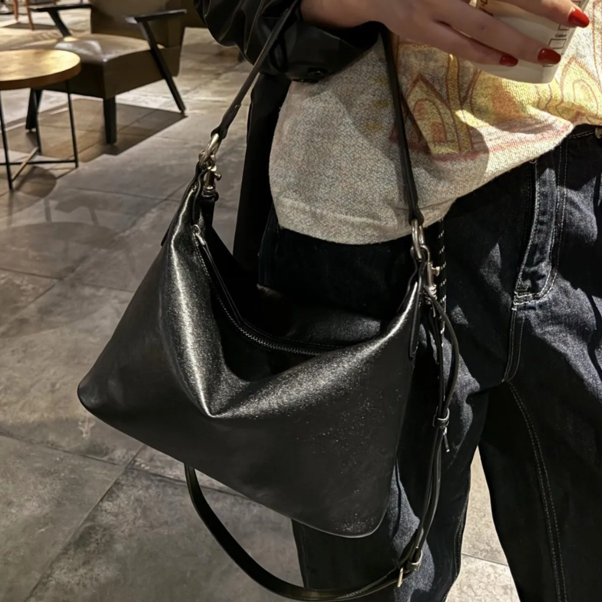 

2026 Top-grain Vegetable-tanned Cowhide Retro Armpit Classic Hobo Bag Versatile Single-shoulder Crossbody Spring Pouch