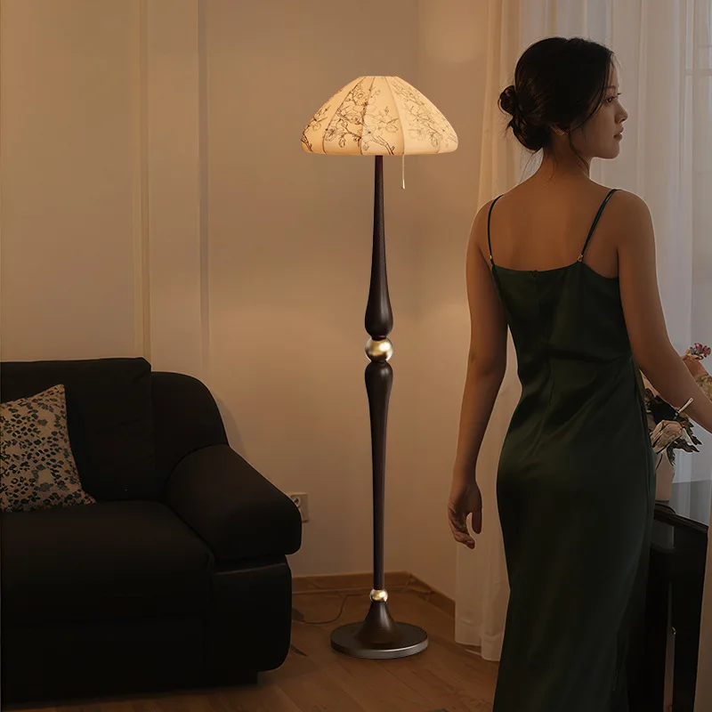 

American Retro Textile Floor Lamps Metallic Luster Medieval Bedroom Study Zen Living Room Eye Protection LED Lighting Fixtures