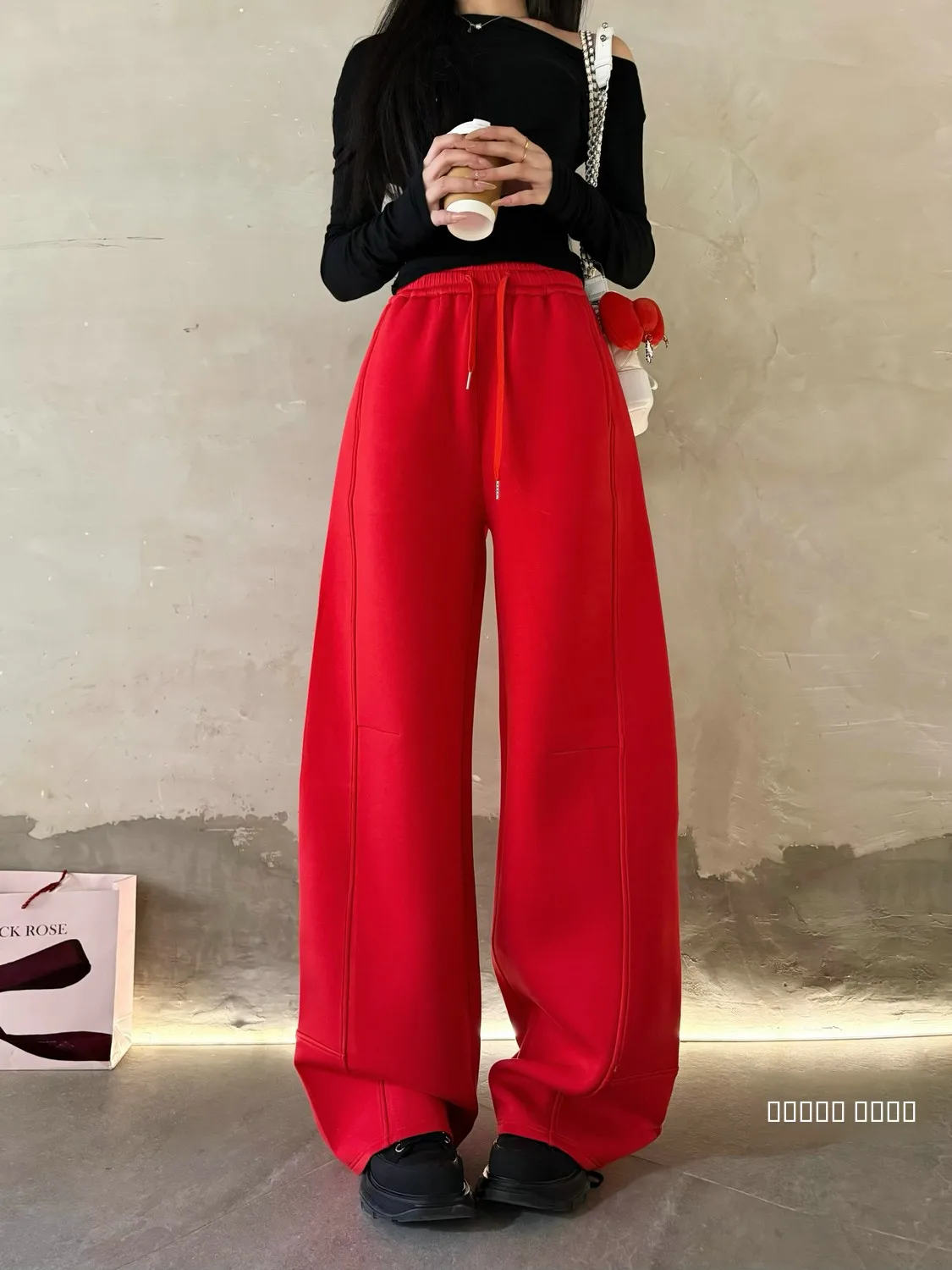 

Длинные прямые спортивные повседневные брюки в корейском стиле для женщин, с высокой талией, красные, свободного кроя, удобные леггинсы