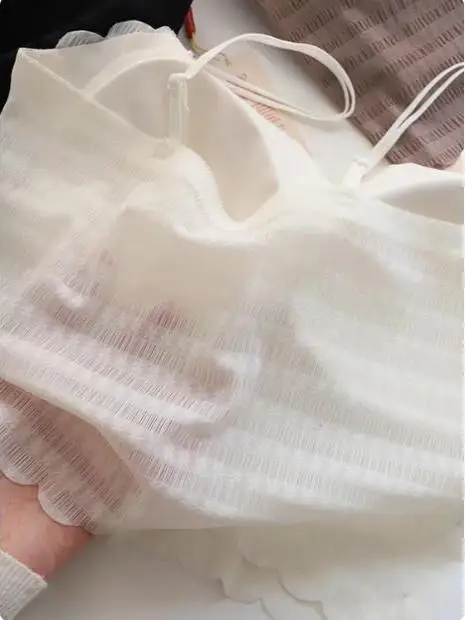 قميص داخلي نسائي من الدانتيل والقطن بتصميم فقاعي، طبقة أساسية للصيف، سترة جديدة لعام 2025، مناسبة للتنقل اليومي، تصميم أنيق وضيق