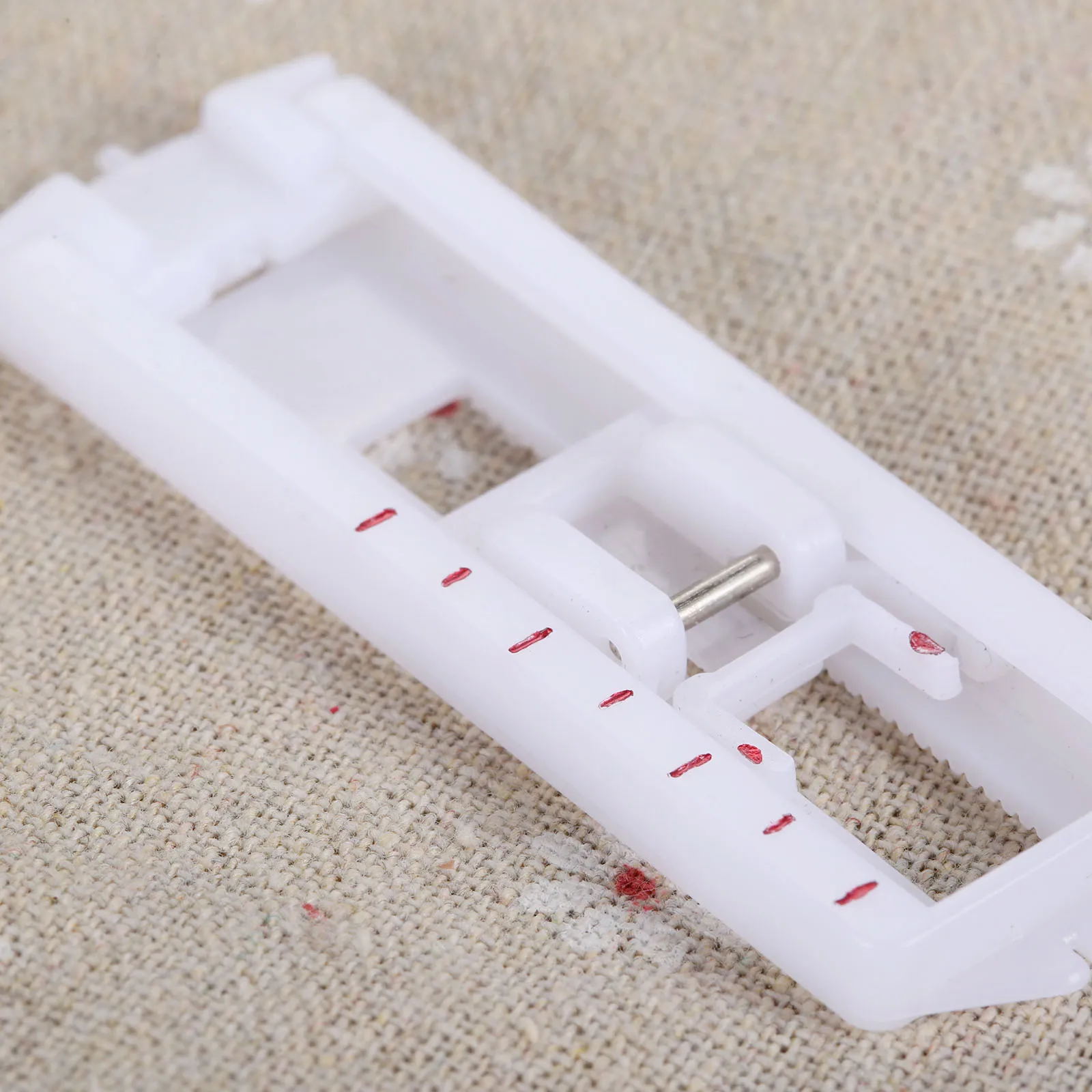 1Pcs Buttonhole Foot Presser new Domestic Sewing Machine Parts  Buttonhole Foot Snap For Brother Janome Singer