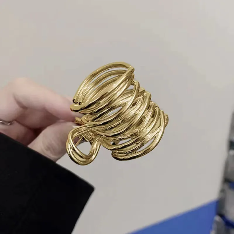 Mode Hohe Pferdeschwanz Clip Metall Hohl Geometrische Haar Klaue Solide Unregelmäßige Lange Haar Haarnadel Frauen Haar Zubehör Kopfbedeckung Geschenk – Detail 3