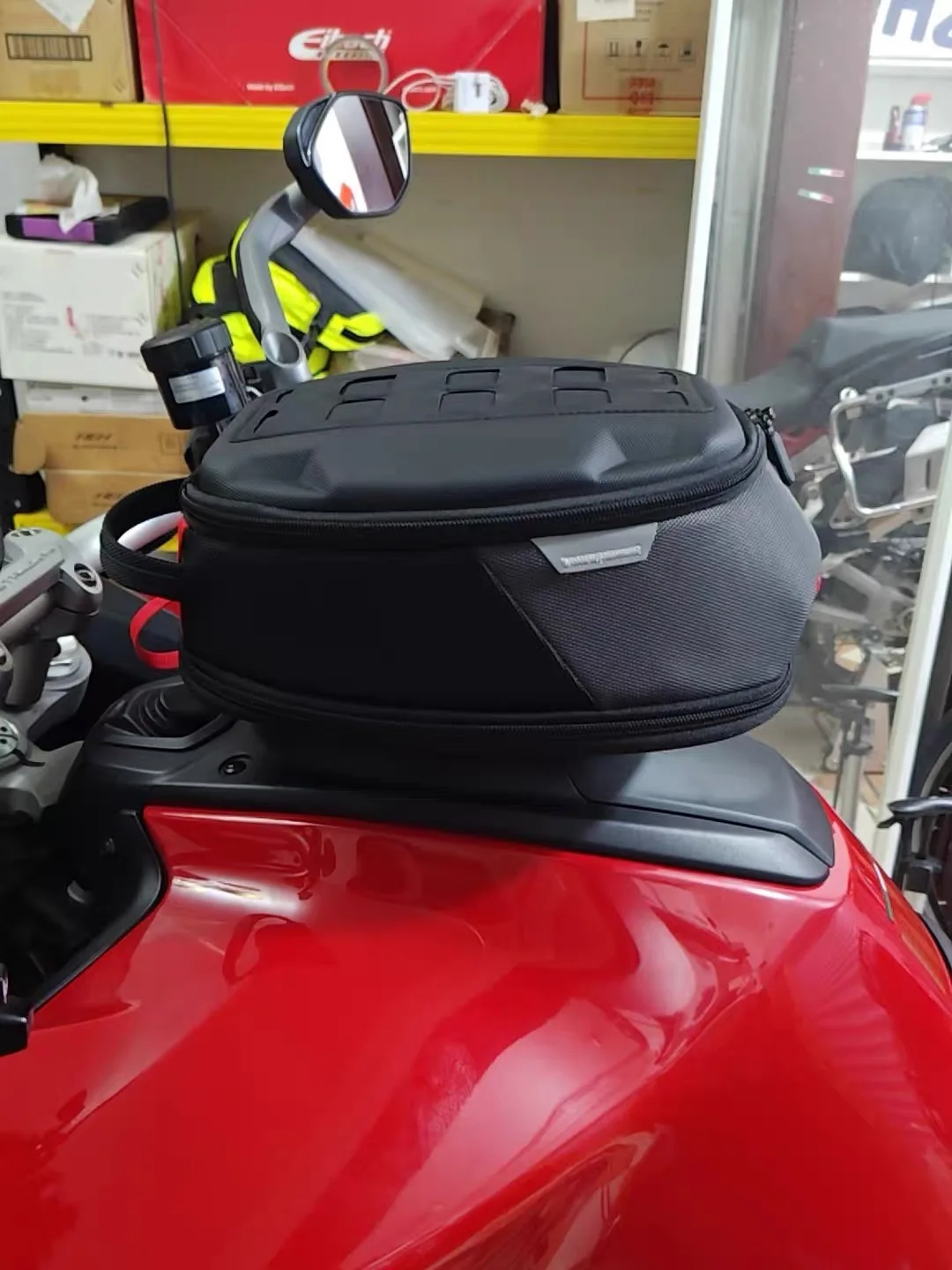 

Fuel Tank Bag Kit For Ducati M 600 Monster M 620 Superbike 748 M 750 800 Monster Quick Release Fuel Tank Bags