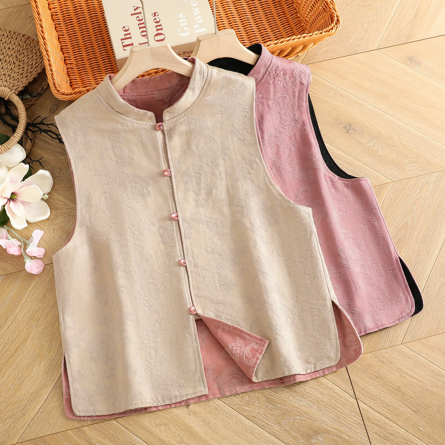 

New Chinese Sle Double-Sided Wearable Women's Vest Jaet Spring Autumn National Sle Button Embroidery Bal Tang Cost...