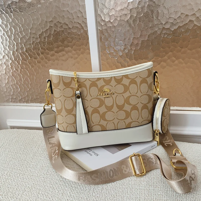 Classic style large capacity mother-and-daughter bag design style CLENIE retro design style headphone bag shoulder-slung small b