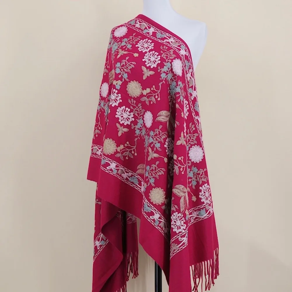 

Шаль с кисточками из искусственного кашемира и цветочным принтом в этническом стиле, роскошная элегантная длинная шаль с бахромой, утепленный плащ, кардиган, накидка