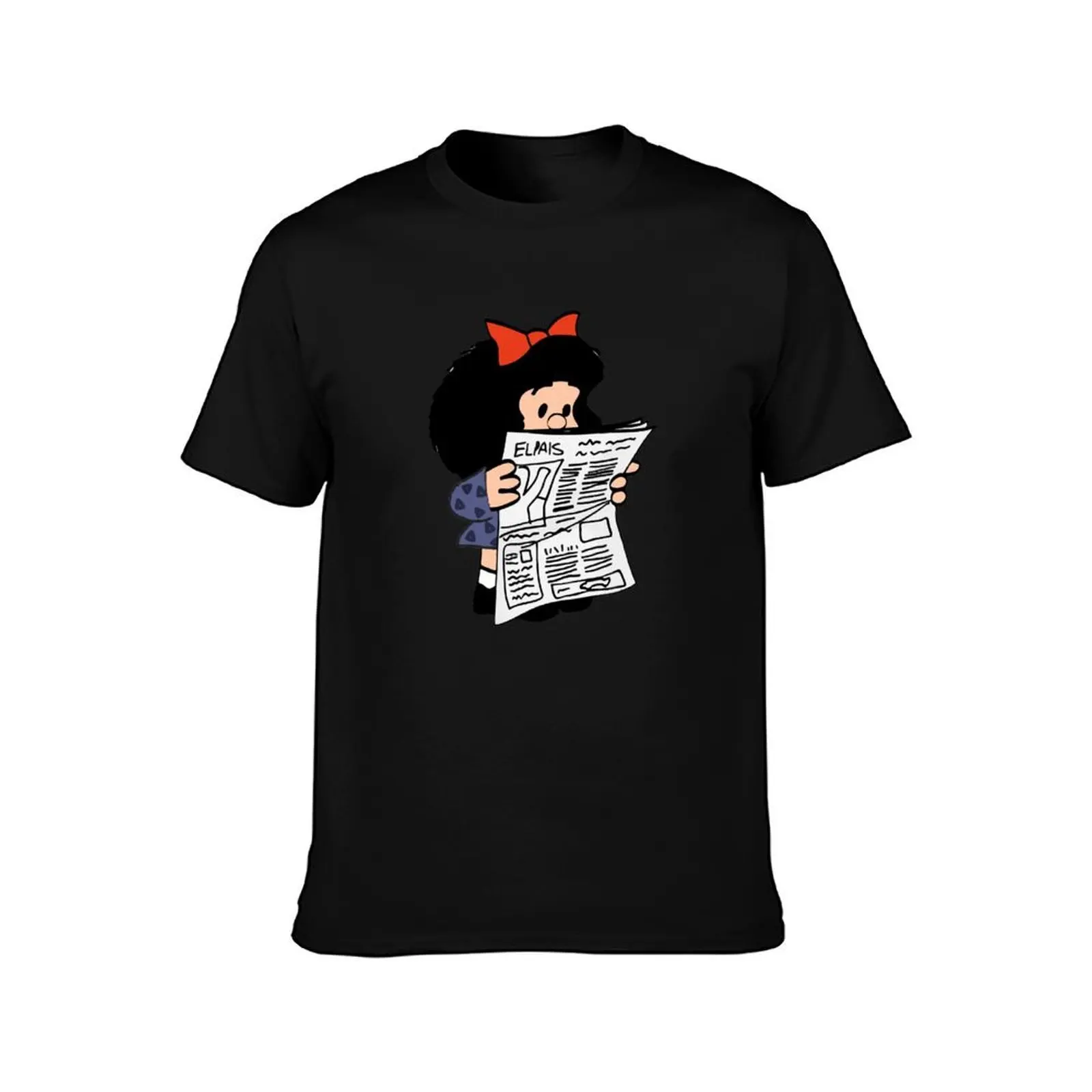 MAFALDA WITH NEWSPAPER T-Shirt Plus Size Lightweight Top T-Shirt