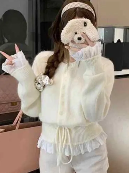 

Sweet Sle Knitted Sweater Women's Faionable Lace Trim Patchwork High-End Sensation Age-Defng Top for Autumn Season