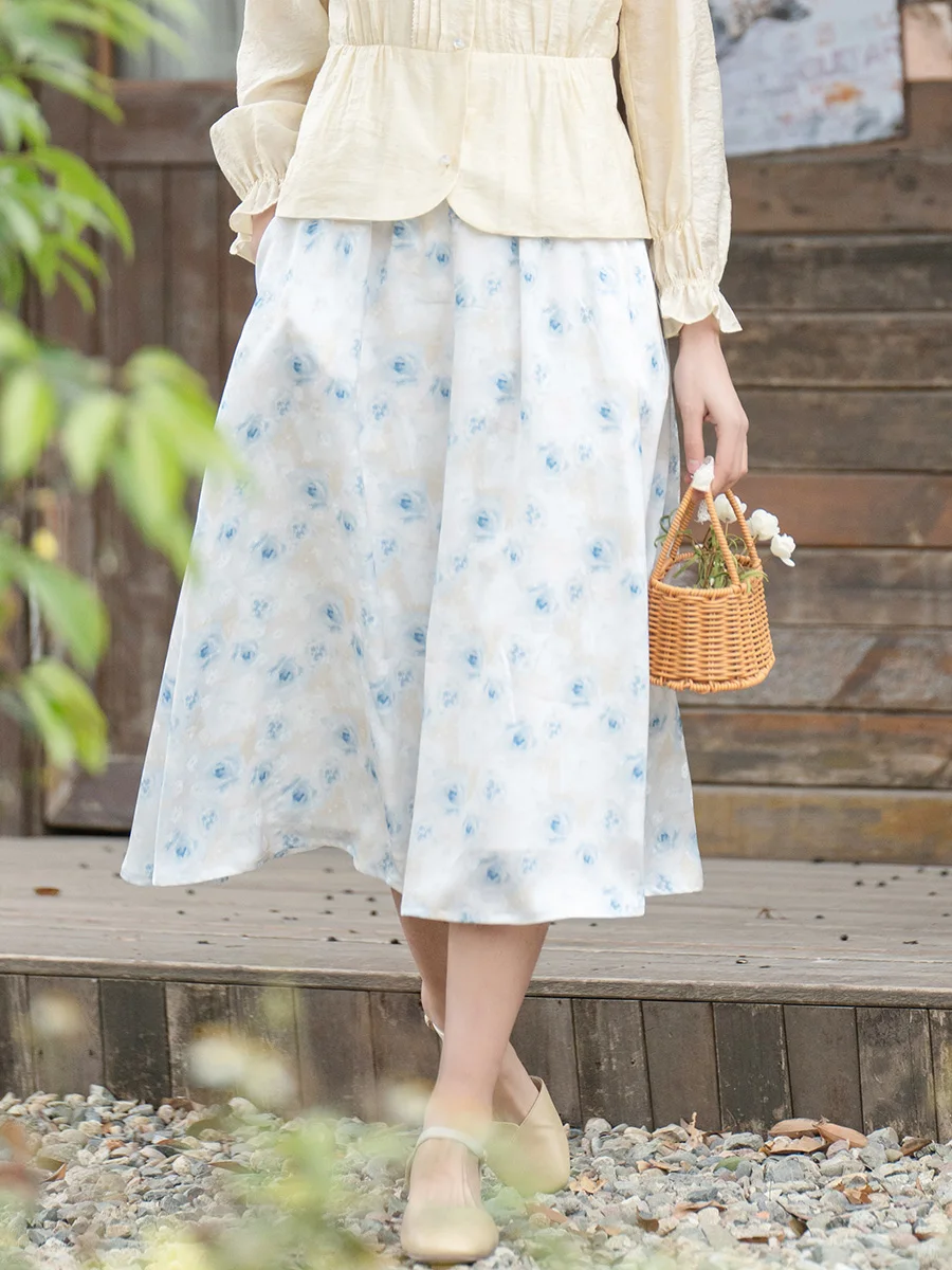 

Blue Floral Print A-Line Midi Skirt Women's Spring 2026 Loose Fit Versatile Artistic High Waist Commute Sle Polyester Blend