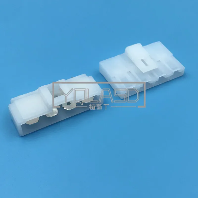 1 Set 4 Way Car Wiring Connector AC Assembly Automobile Plug With Terminals