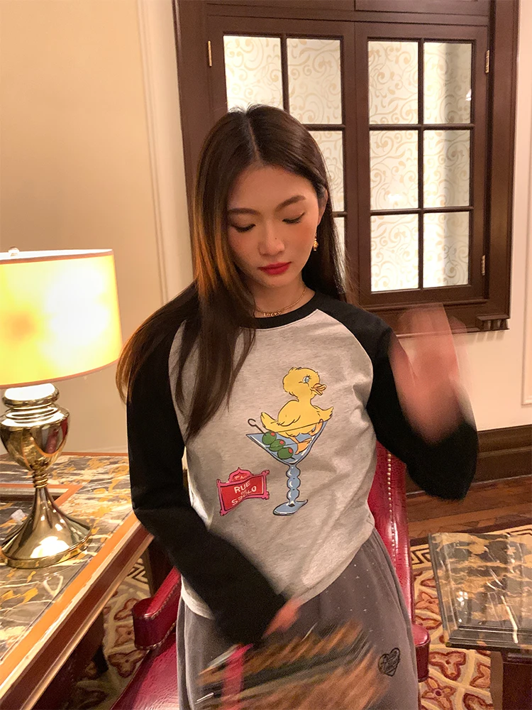 

Women's Long Sve Printed T-irt Base Layer irt Autumn Winter Inner Wear Outer Wear ay Splicing Print Commute Sle Sl...