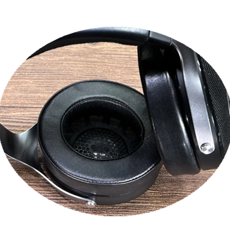 Perforierte Lammfell-Ohrpolster für Focal CLEAR MG ELEGIA UTOPIA S TELLIA Kopfhörer Ersatz-Ohrpolster aus Lammleder Schwarz – Detail 8