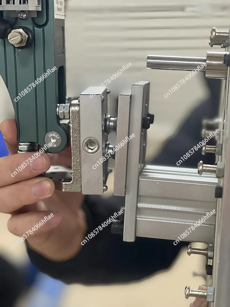 Manipulator quick change fixture plate side capital group special accessories one-click change fast, convenient and durable