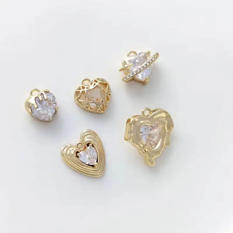 

1pcs 14K Gold Package with Zirconium Lava Heart Pendant Planet Love Pendant DIY Bracelet Earrings Necklace