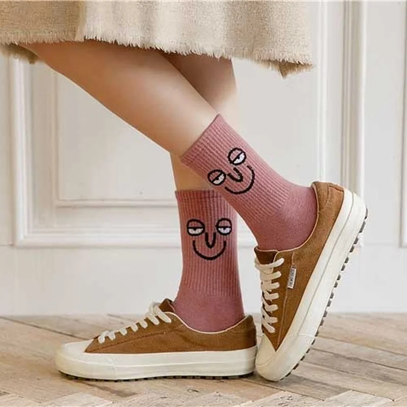 Korea Funky Harajuku Trend Women Colorful Funny Expression Socks Girl Kawaii Socks Unisex Surprise Mid Women Socks