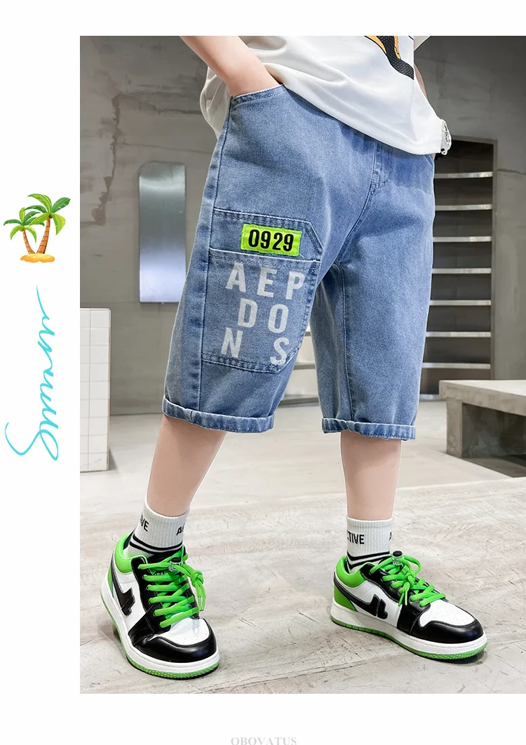 Neue Sommer-Jeansshorts für Jungen im Teenageralter, lässige Denim-Shorts mit Taschen, Kinder-Caprihosen mit Buchstabenmuster – Detail 4