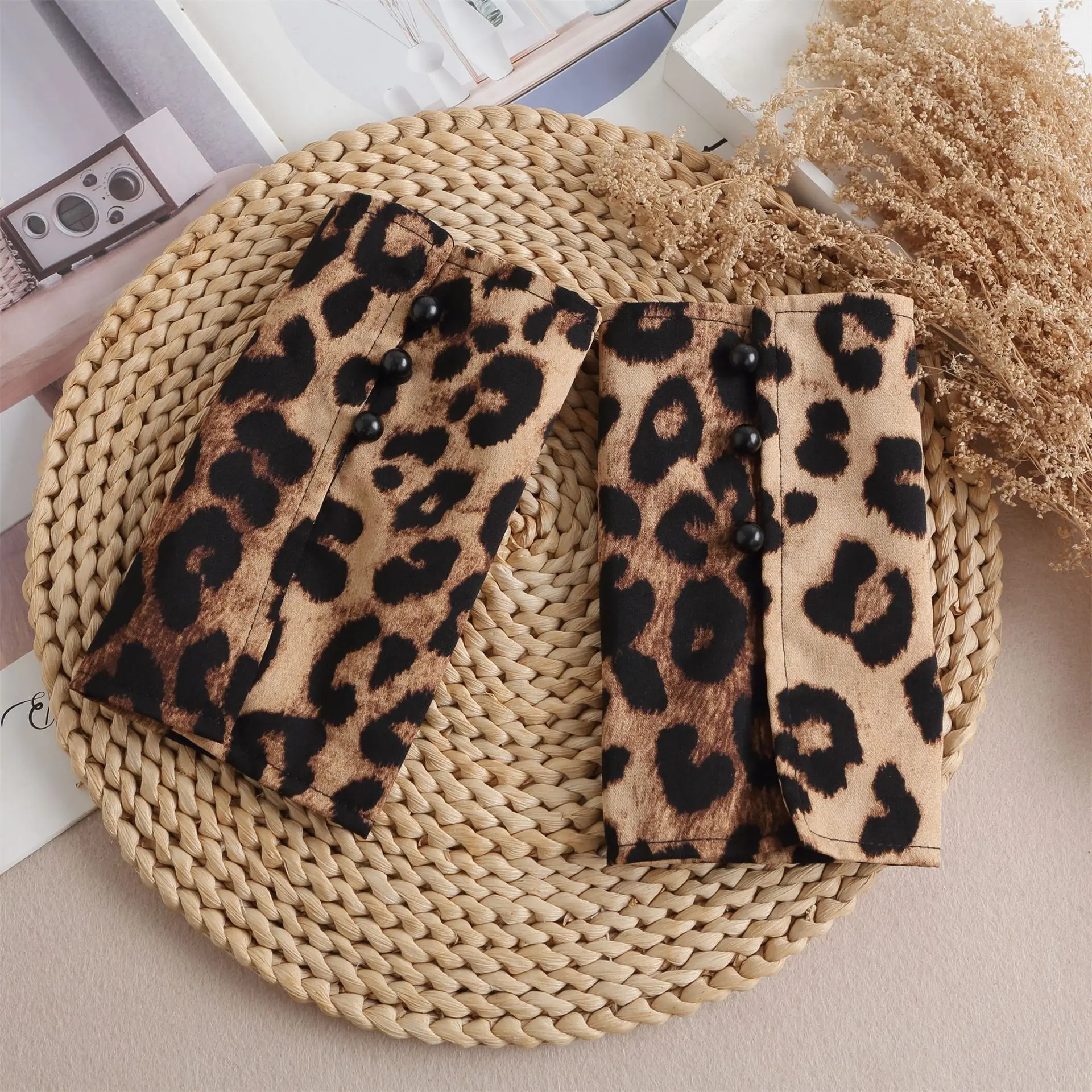 Leopard Cuffs Decorative Sleeves for Female Teens Detachable False Sleeves False Cuffs Ruffles Wristband Hand Clothing Wrist