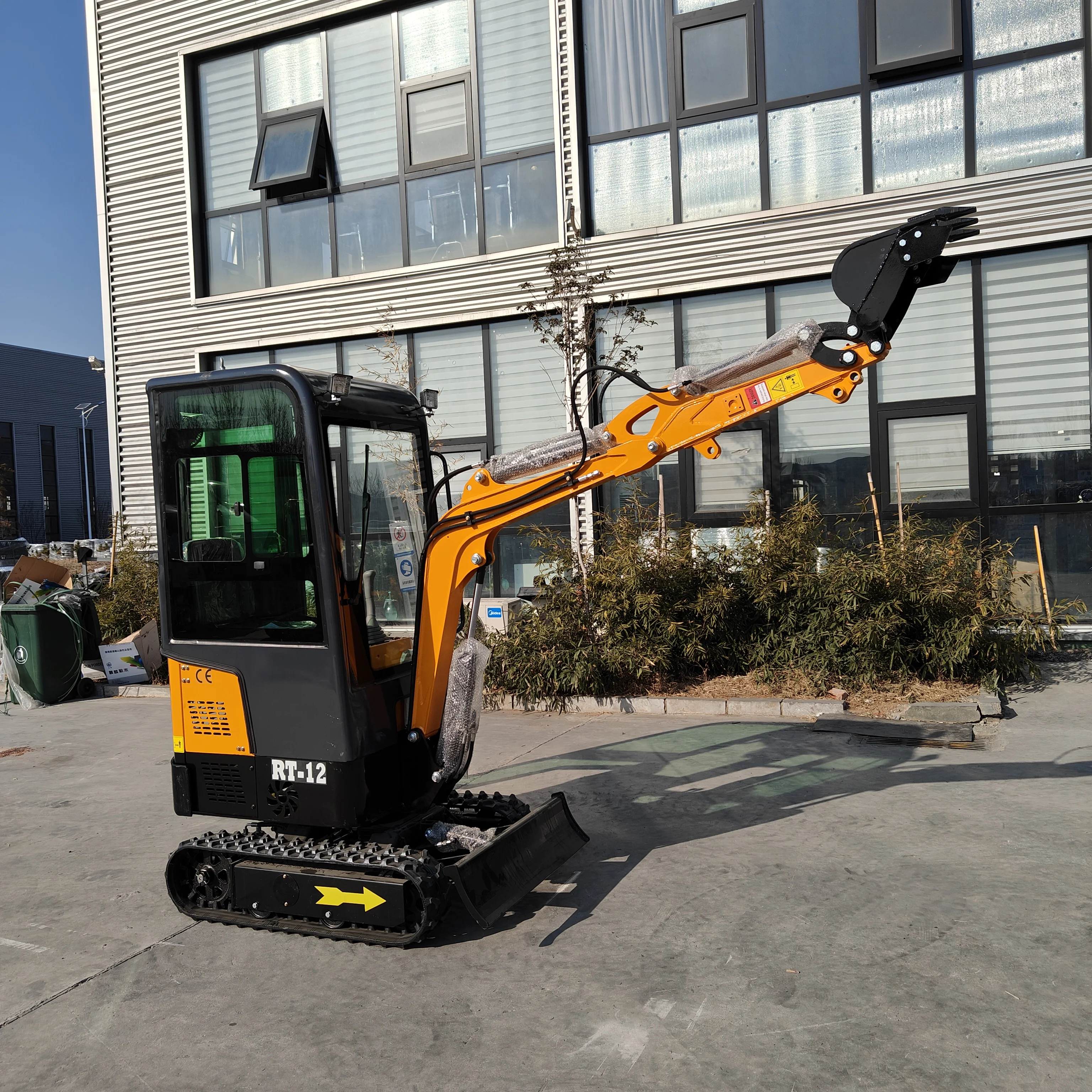 Mini ensacador de fábrica na China 1 tonelada 1,5 toneladas 1,8 toneladas 2,5 toneladas Micro Digger 2 toneladas mini escavadeira kubota hidráulica sobre esteiras