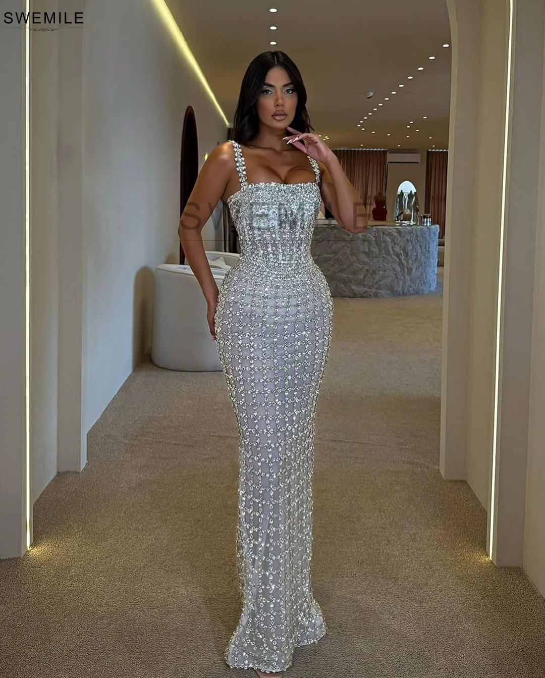 SWEMILE Luxe Diamond Sling Avondjurken Hand-naai Volledige Kristallen Kralen Spaghetti Zeemeermin Prom Dress Aangepaste Jurken