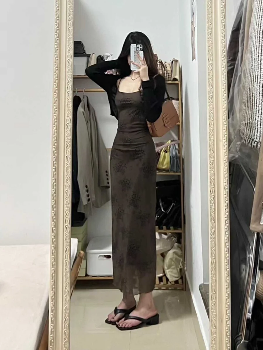 

Женский летний комплект 2024: Платье с цветочным принтом и открытыми плечами, кардиган с защитой от солнца, утягивающий пояс, винтажный дизайн